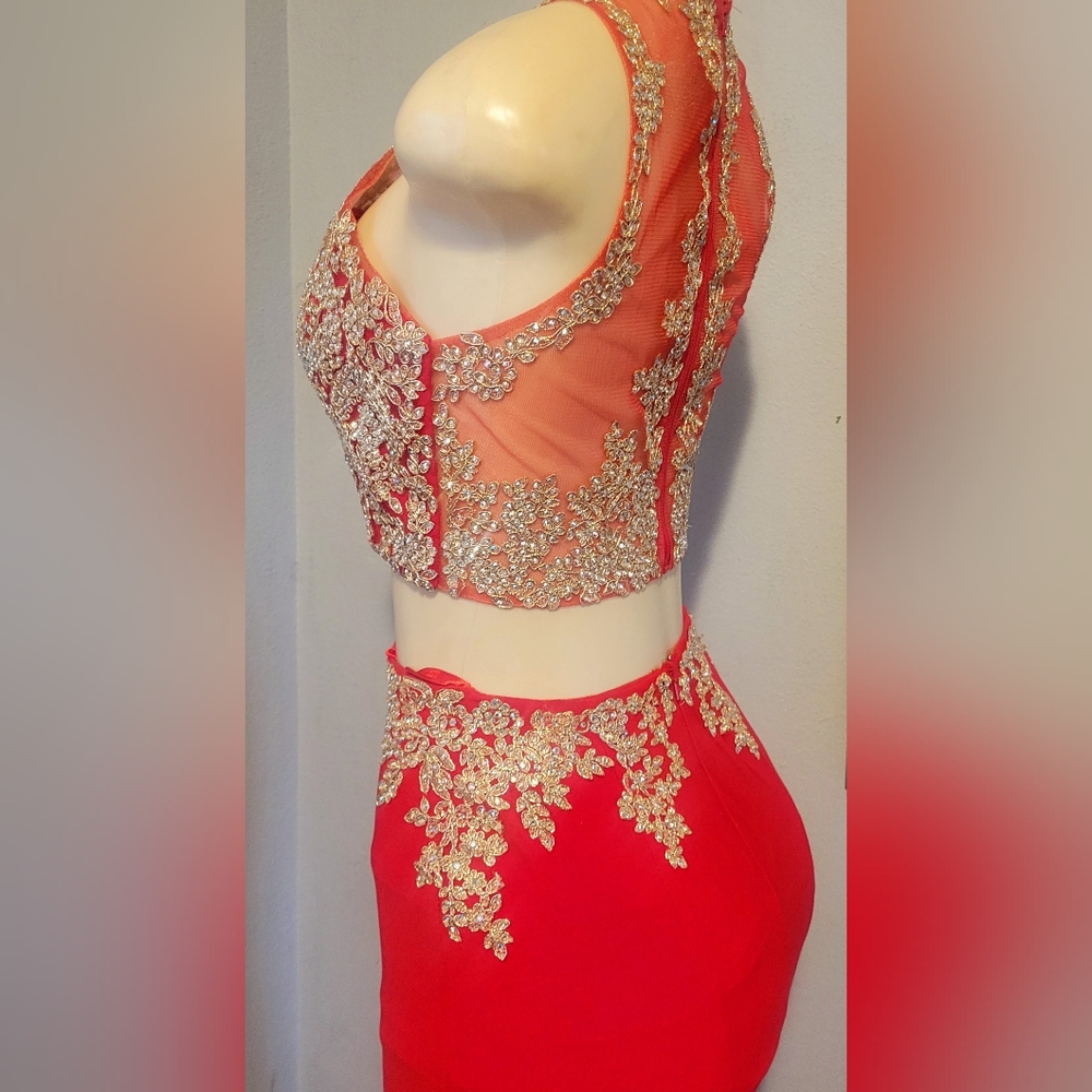 PARTY DRESS RUBY RED AND  GOLD.S. - Picture 5 of 12